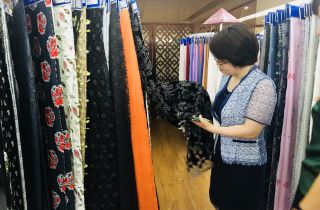 江北區(qū)委書記來(lái)訪萌恒洪塘園區(qū)